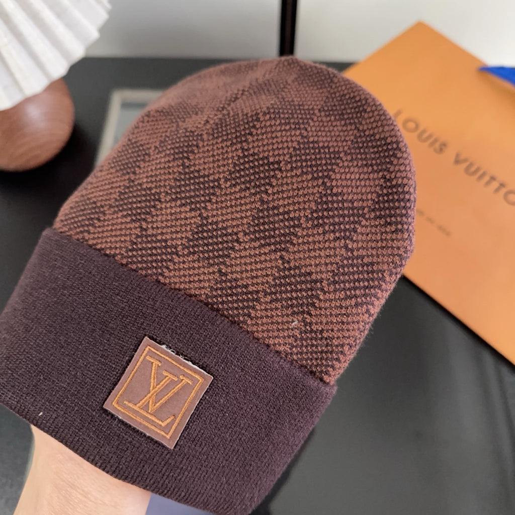 M1R86E18 Popular hats