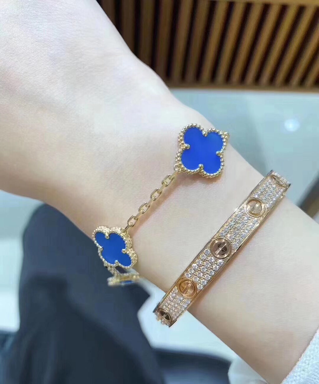 X5X53VA179K  Popular bracelets 5 flowers normal size1.5cm flower