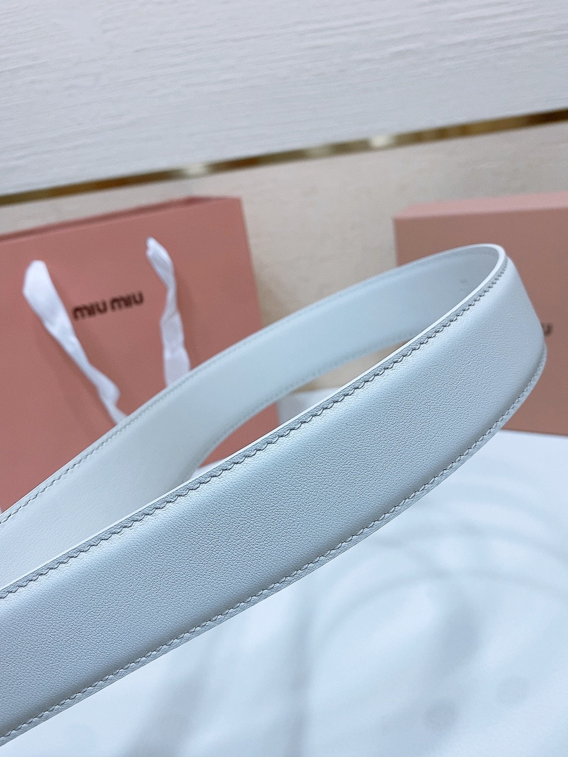 P1Q115A49 Popular High quality belt With full package