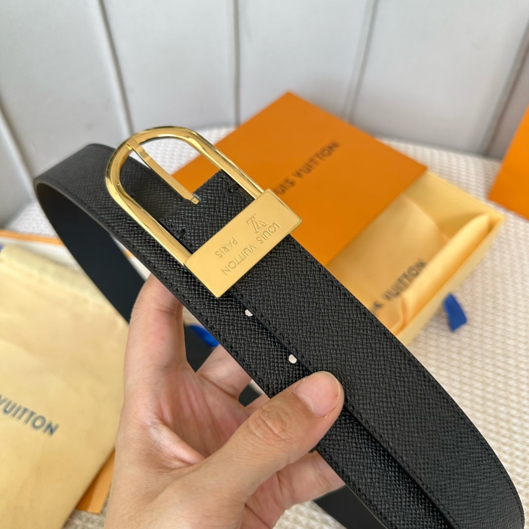 P1Q64E67 Popular   High quality belt With full package