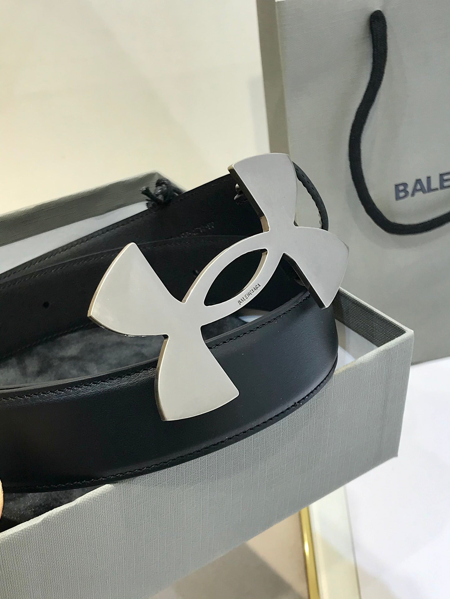 P2R55J1 Popular  High quality belt With full package