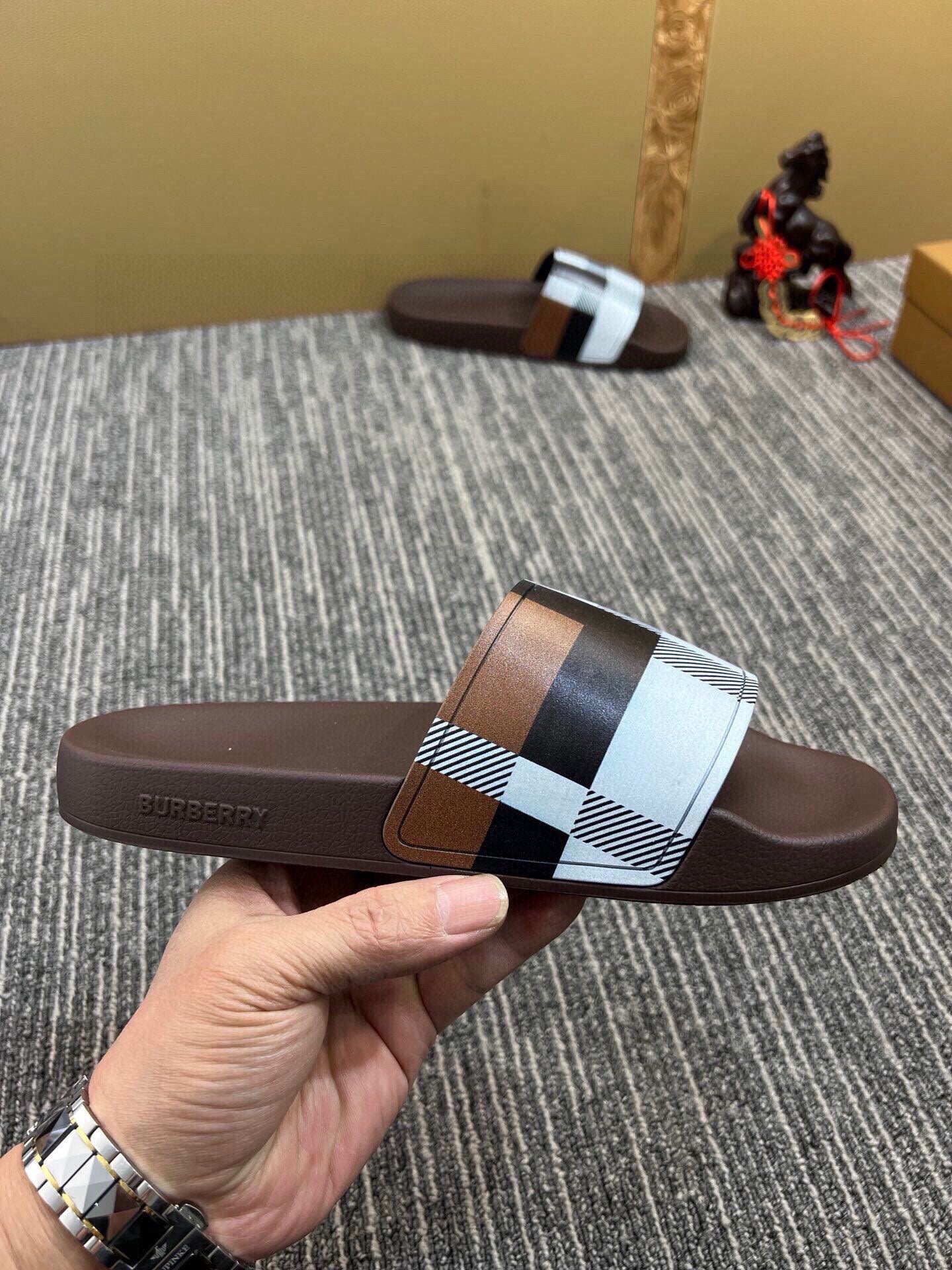 Z5Z35R260 Popular Slippers