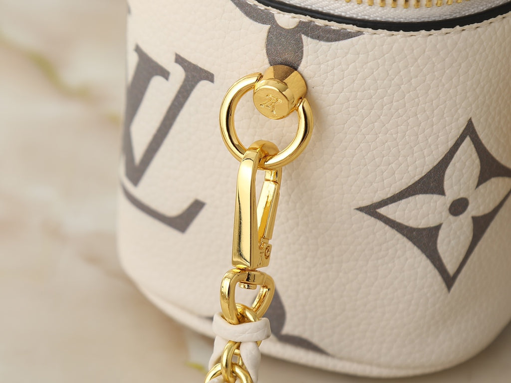 B1P76E2 Popular leather bag