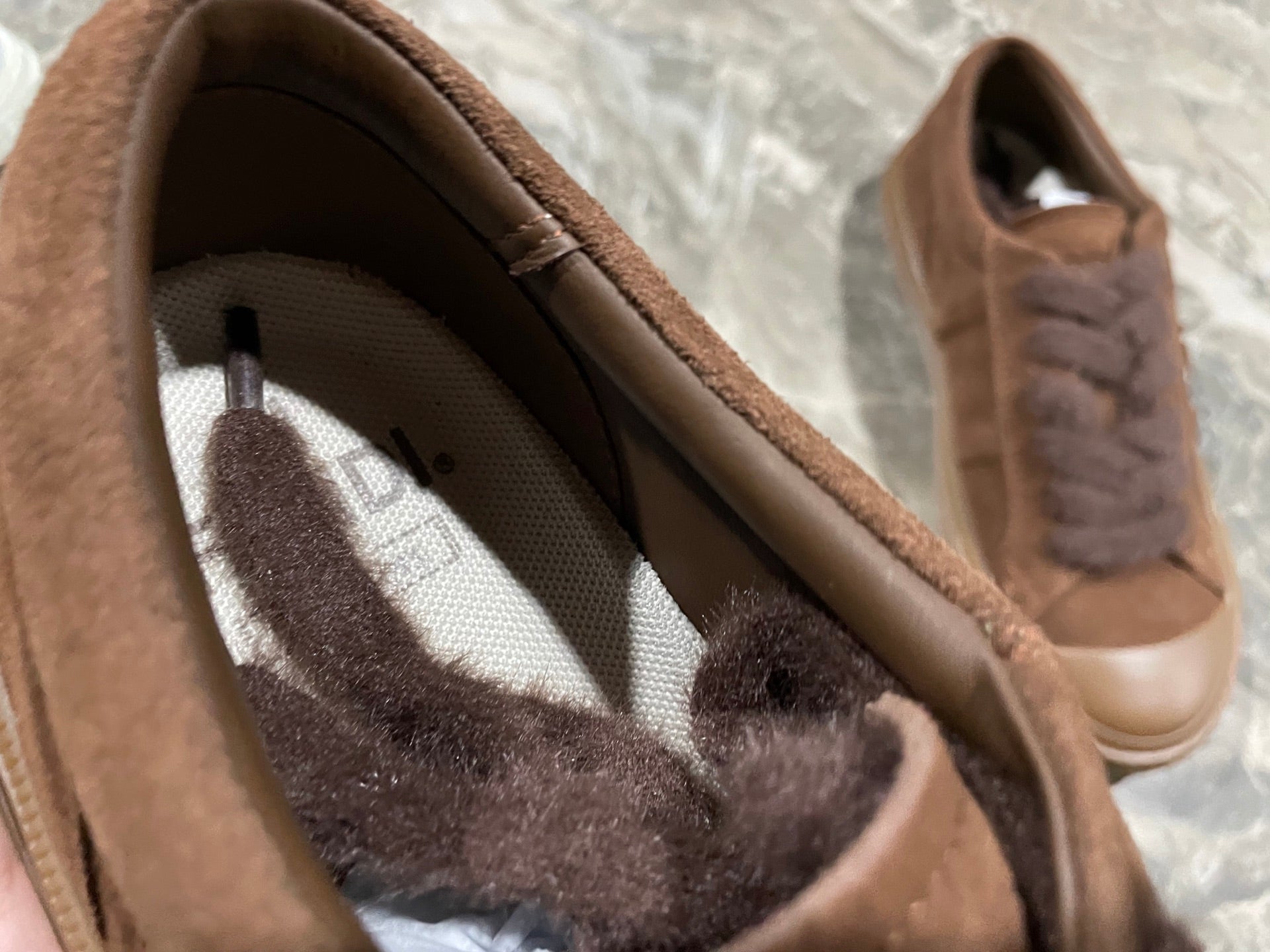 Z2Q95F141  Popular high-quality Shoes