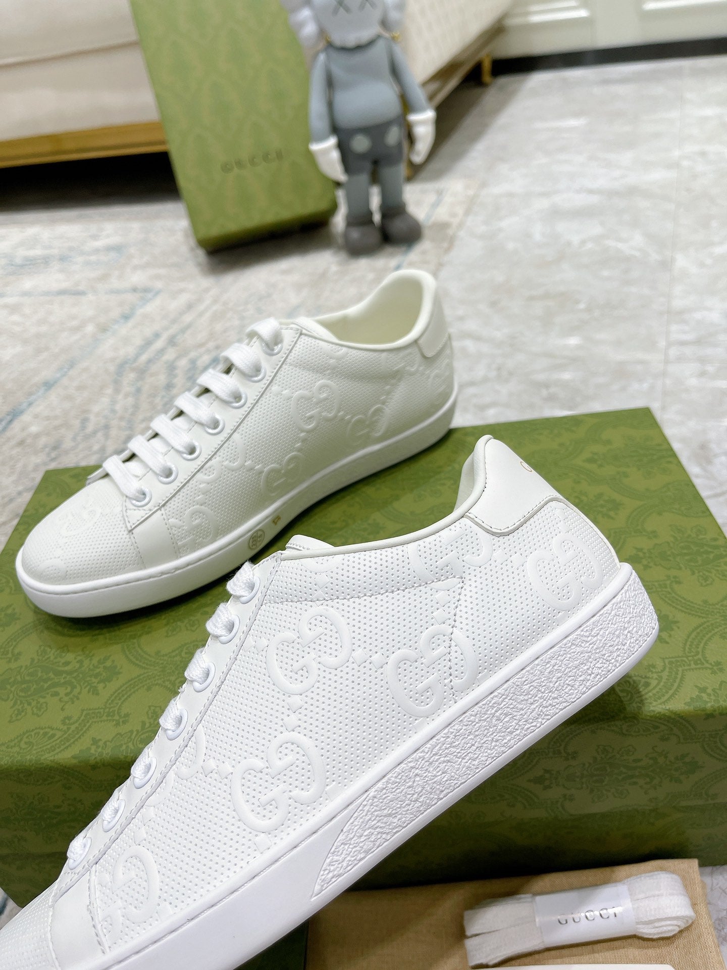 Z2Q105B200 Popular high-quality Shoes