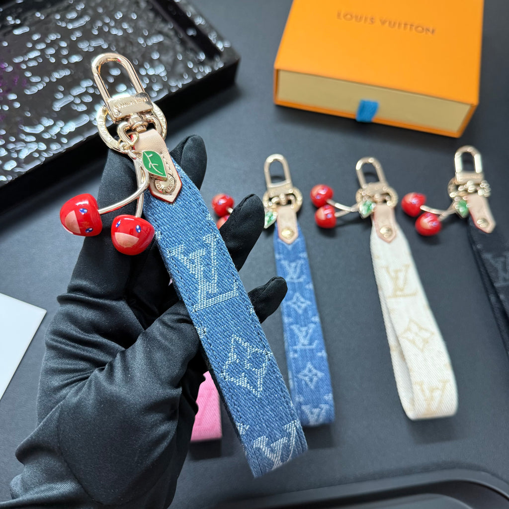 A1Q95E4 Popular bag 's charms accessories