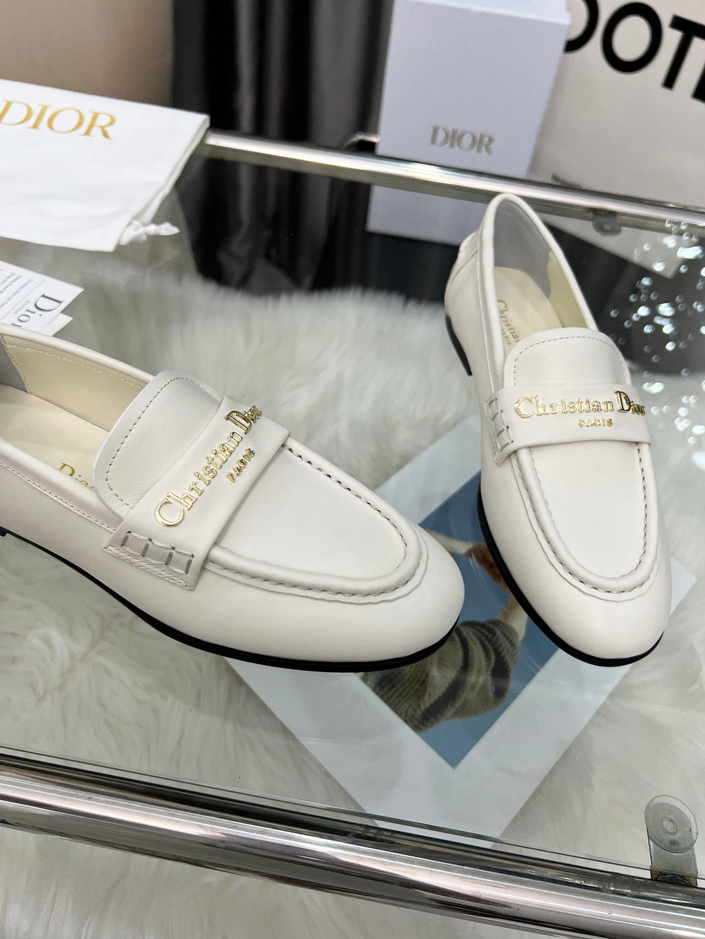 Z2Q105D301 Popular high-quality leather Shoes