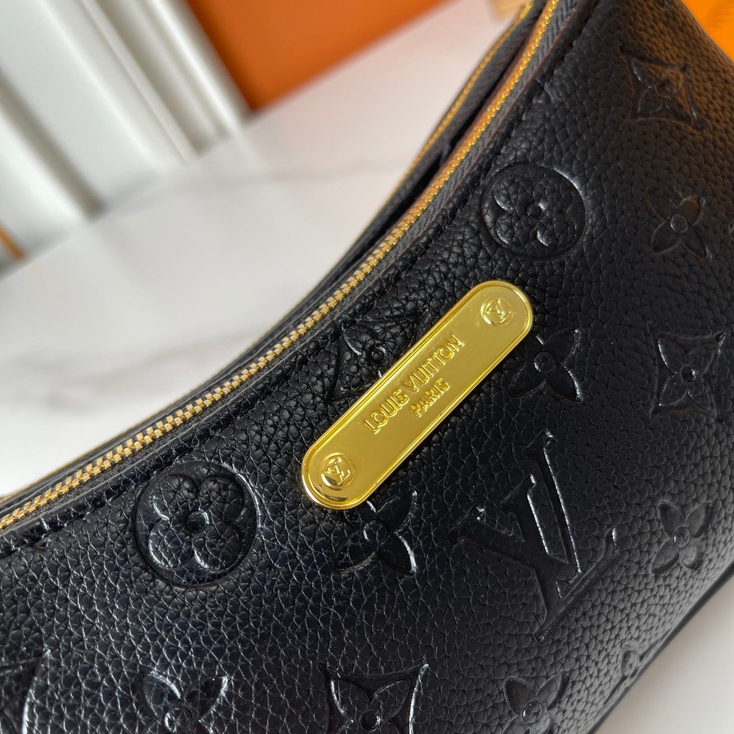 B1R15E30 Popular   bag