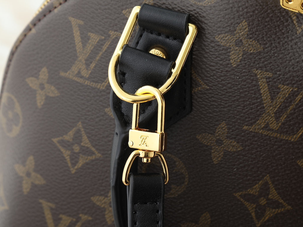 B1P46E84 Popular leather bag