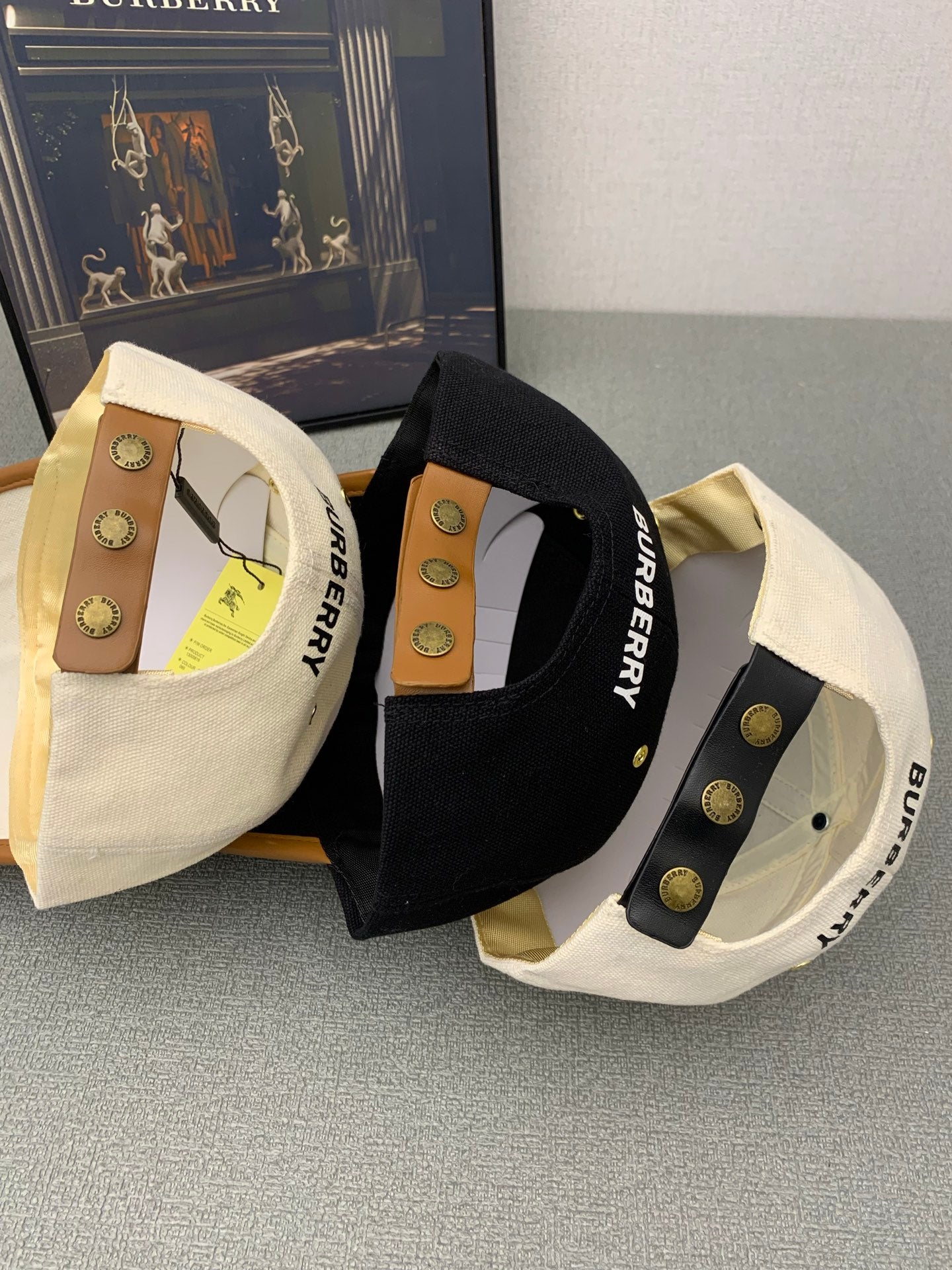 M1P45R575 Popular  hats