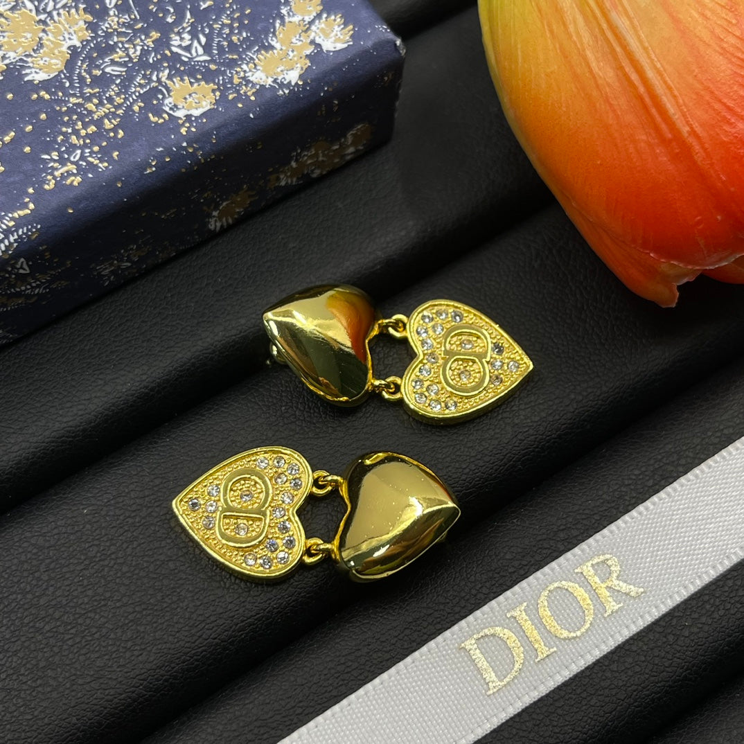 X1Z94D773E Popular Earrings