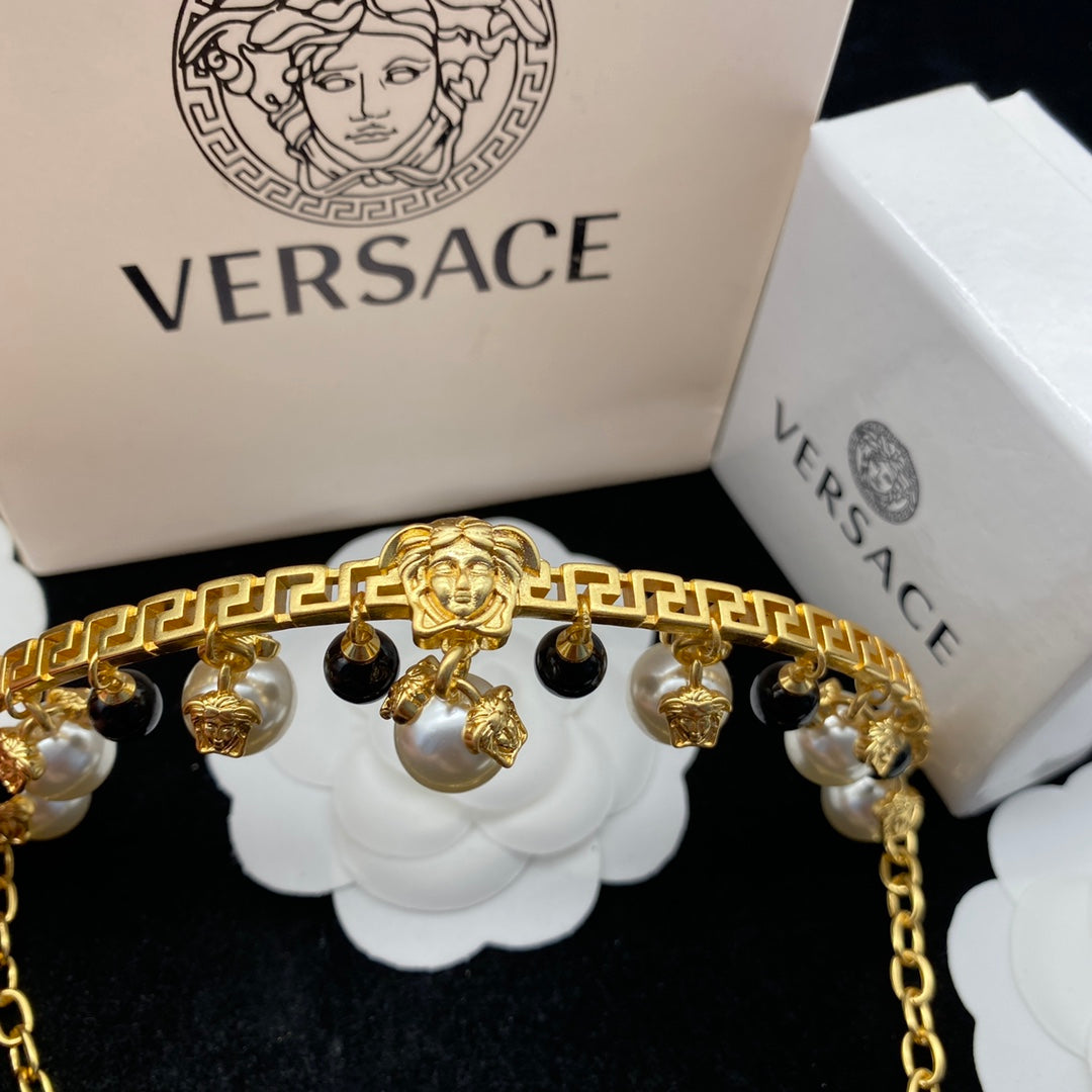 X1Q85V383X  Popular Necklaces