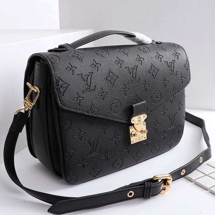 B1X41E92 Popular leather bag 