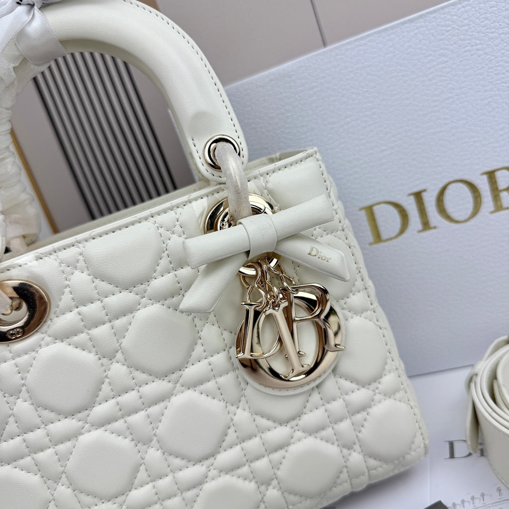 B1N36D24 Popular leather Purse bag