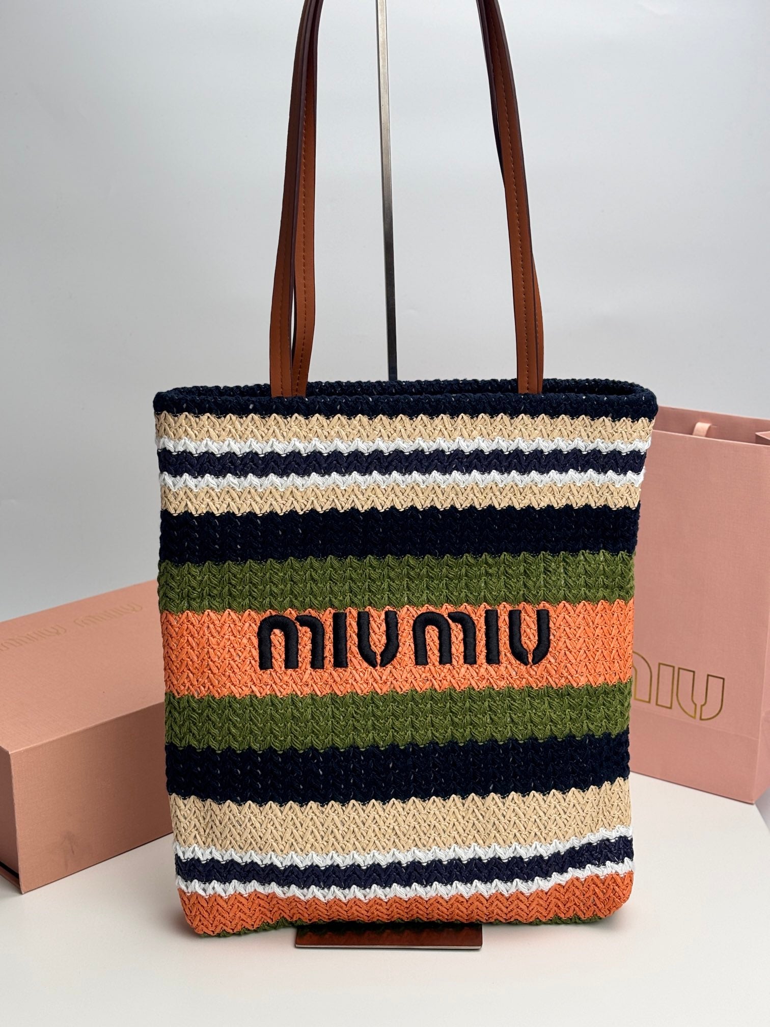 B1X104A77 Popular   Woven Bag