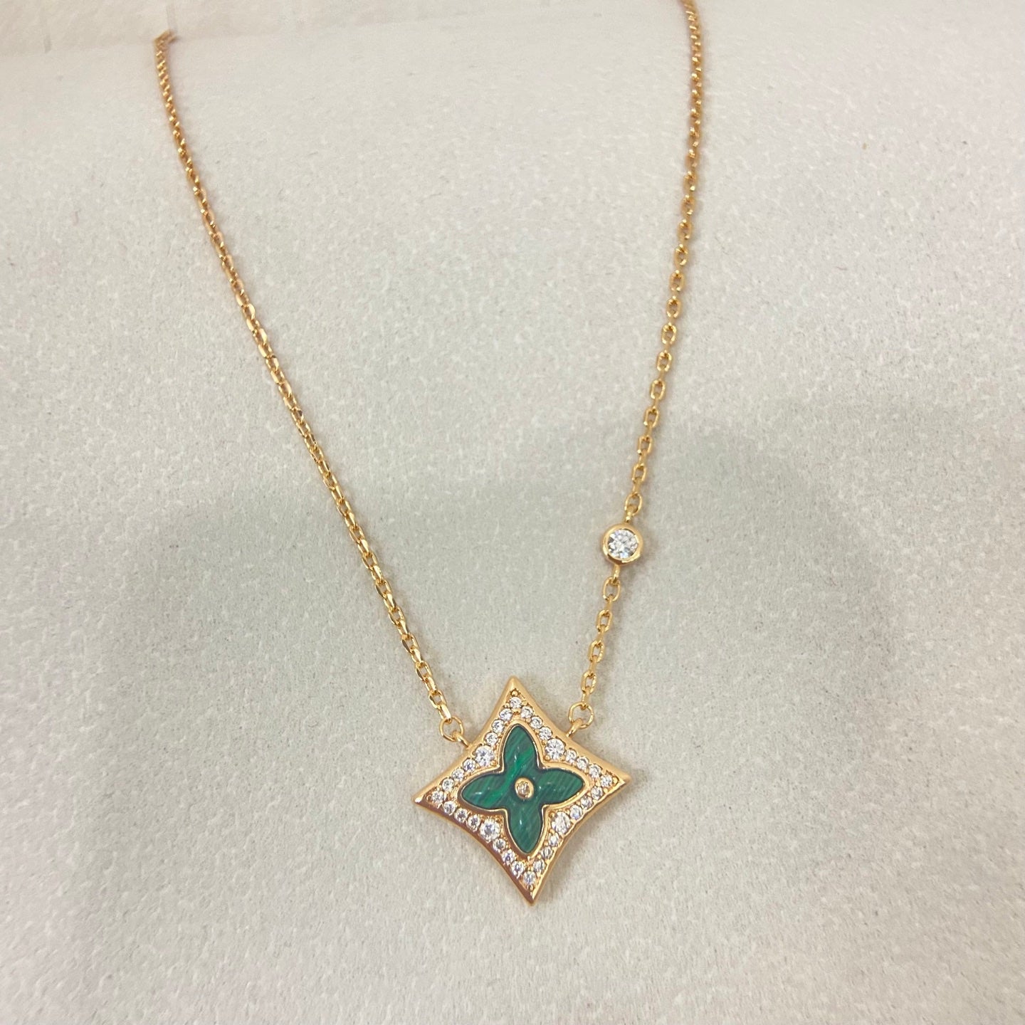 X5N66E1X Popular Necklaces