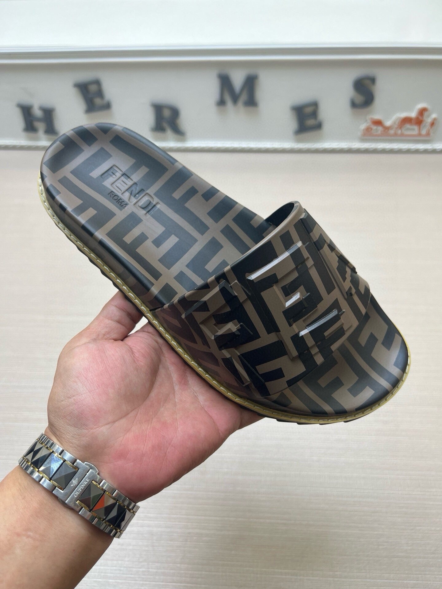 Z5Z35F282 Popular Slippers