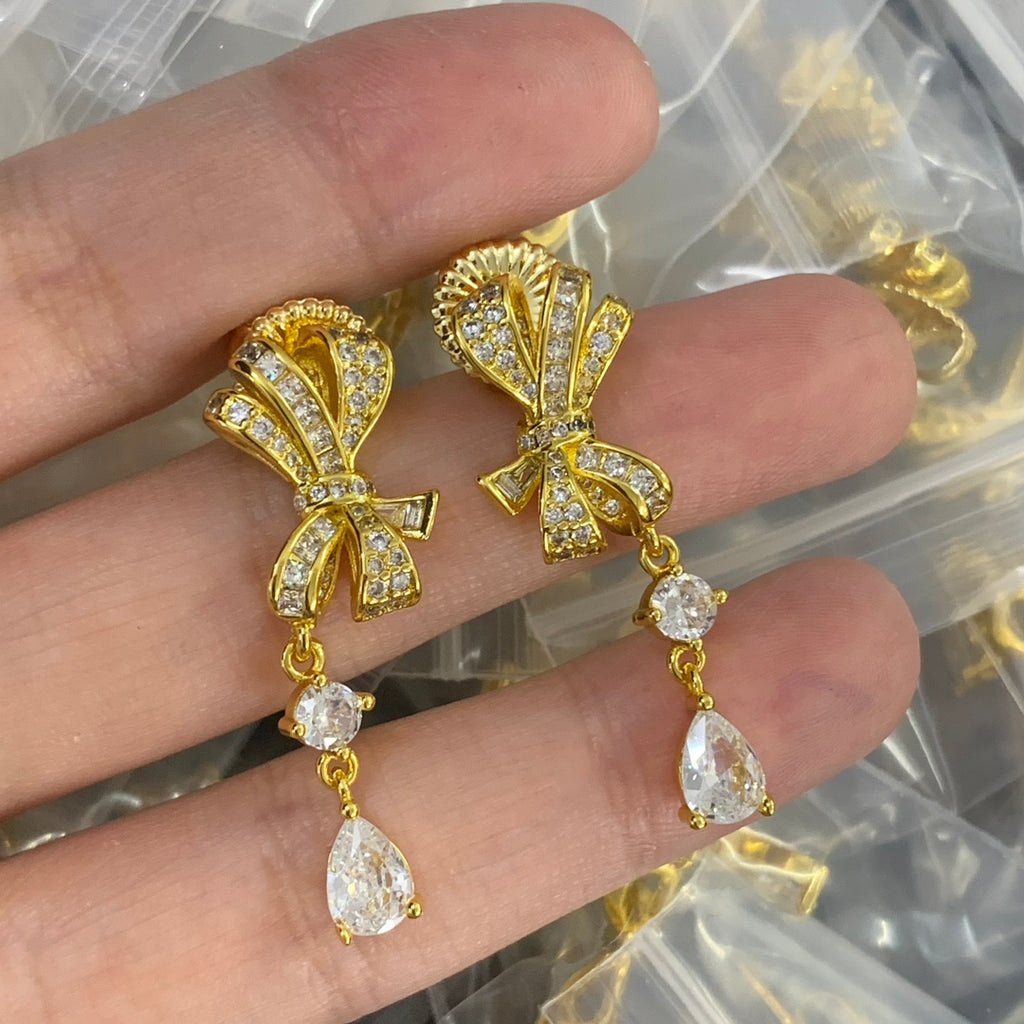 X1Z84A103E Popular  Earrings