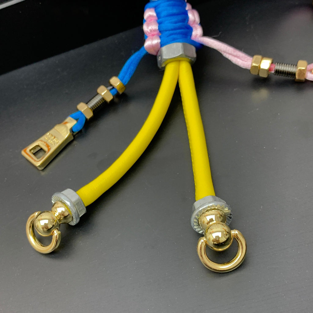 A1Z105P36 Popular bag 's charms accessories