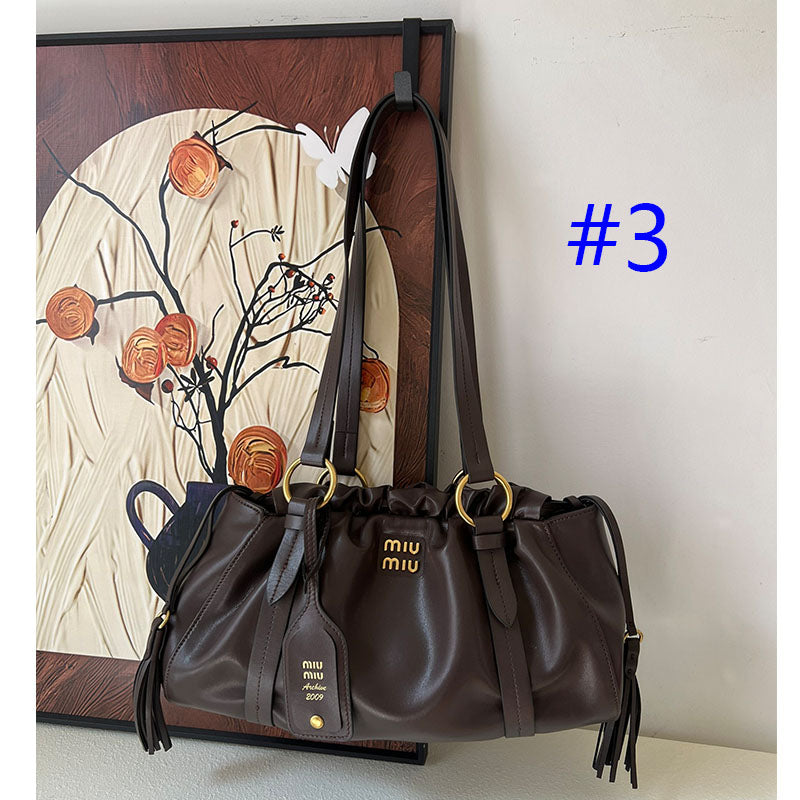 B1W25A79 Popular leather bag