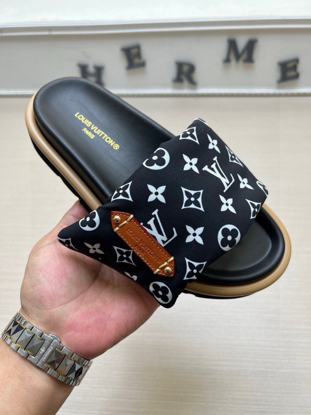 Z5QE9 Popular Slippers