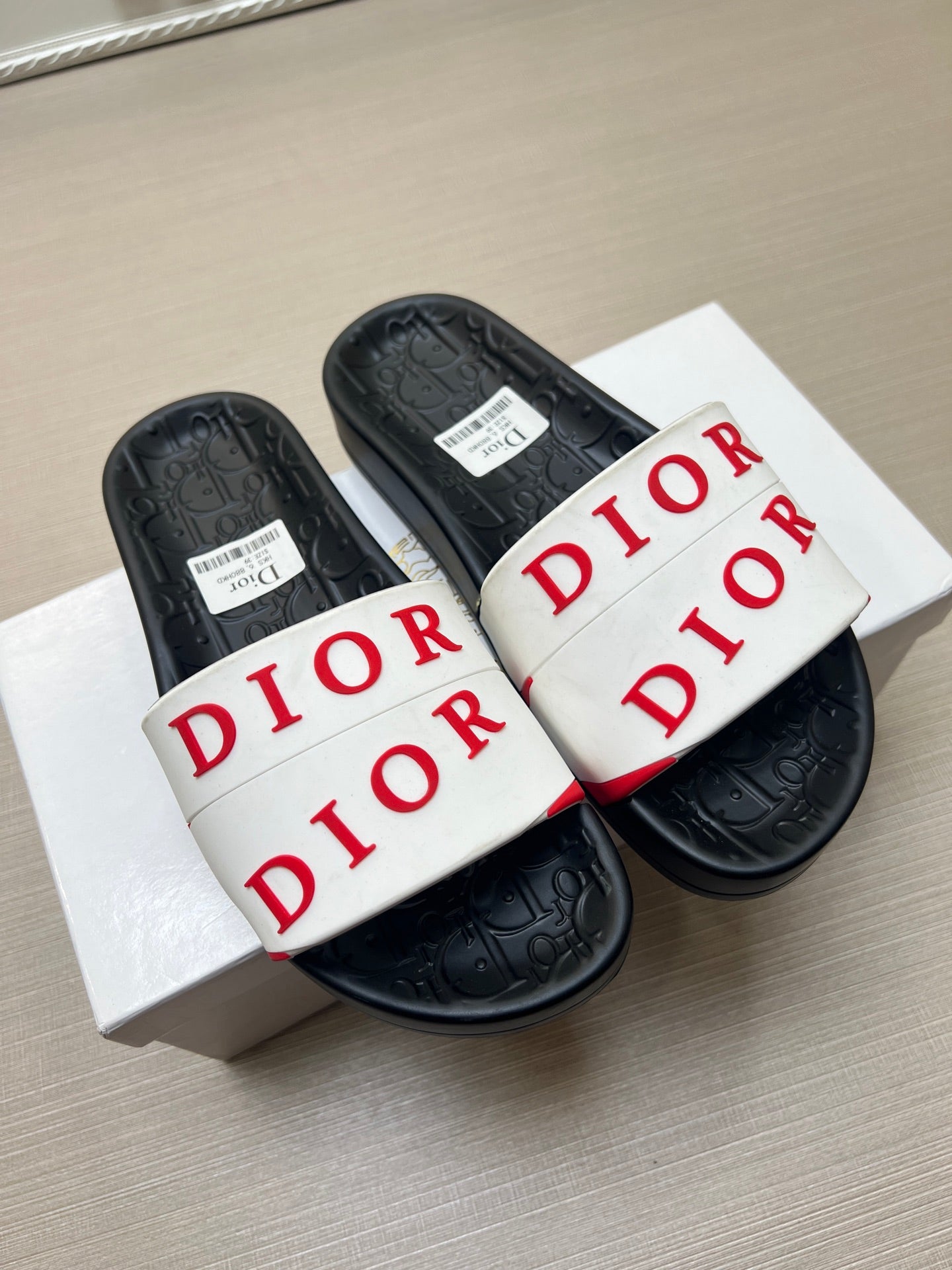 Z5Z35D276 Popular Slippers