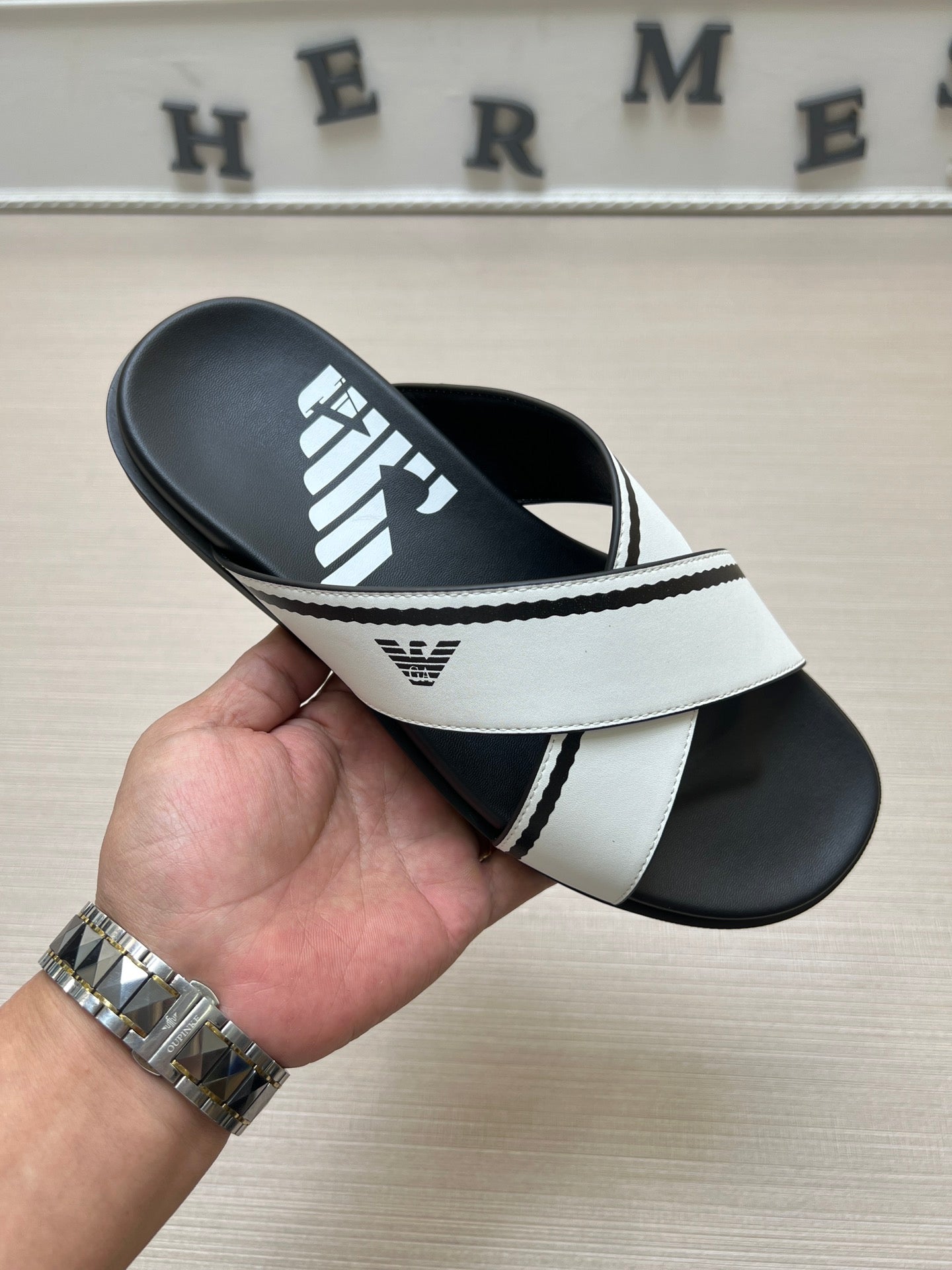 Z5ZA103 Popular slippers