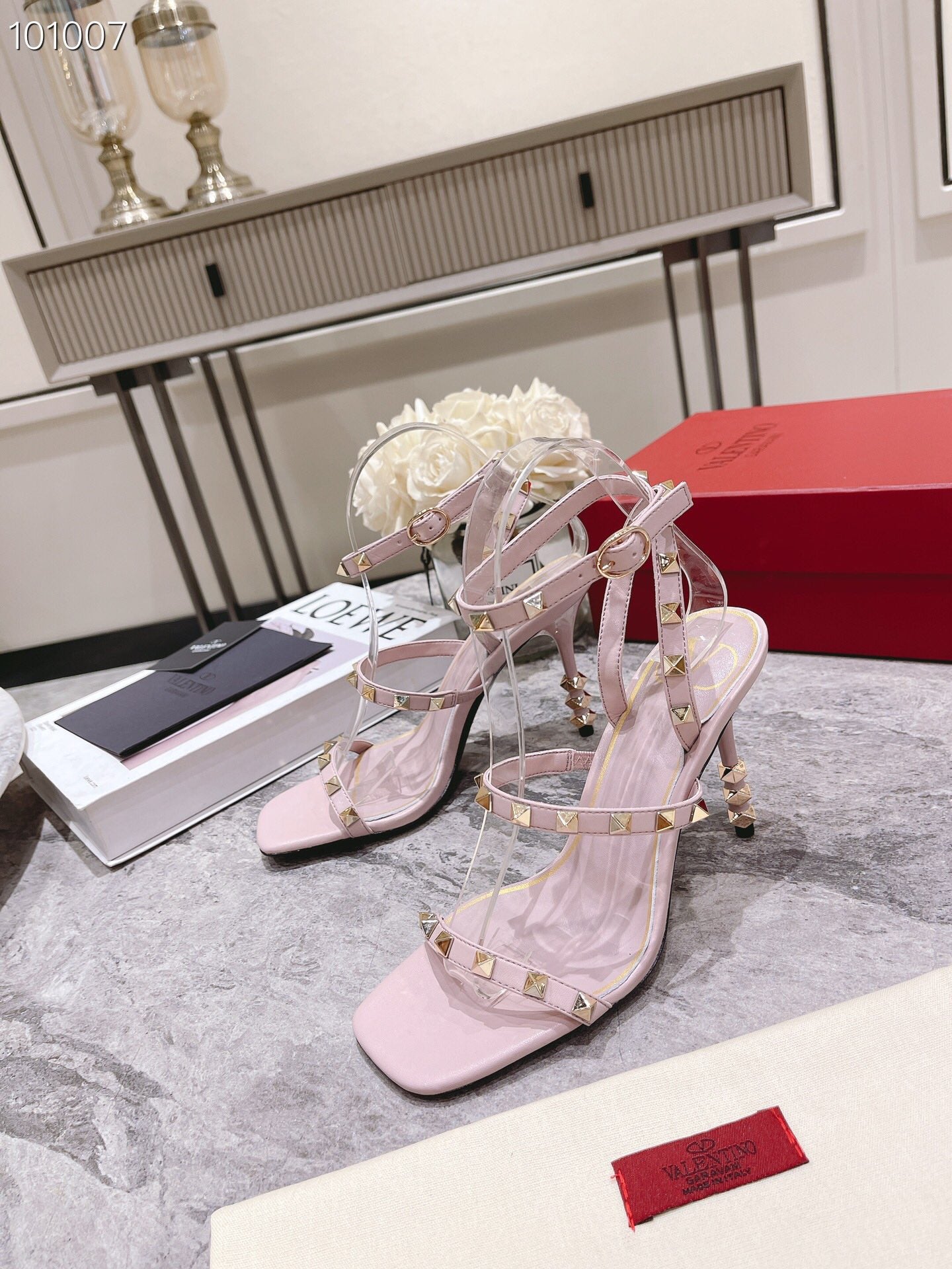 Z2Q55VL56 Popular  leather High heels