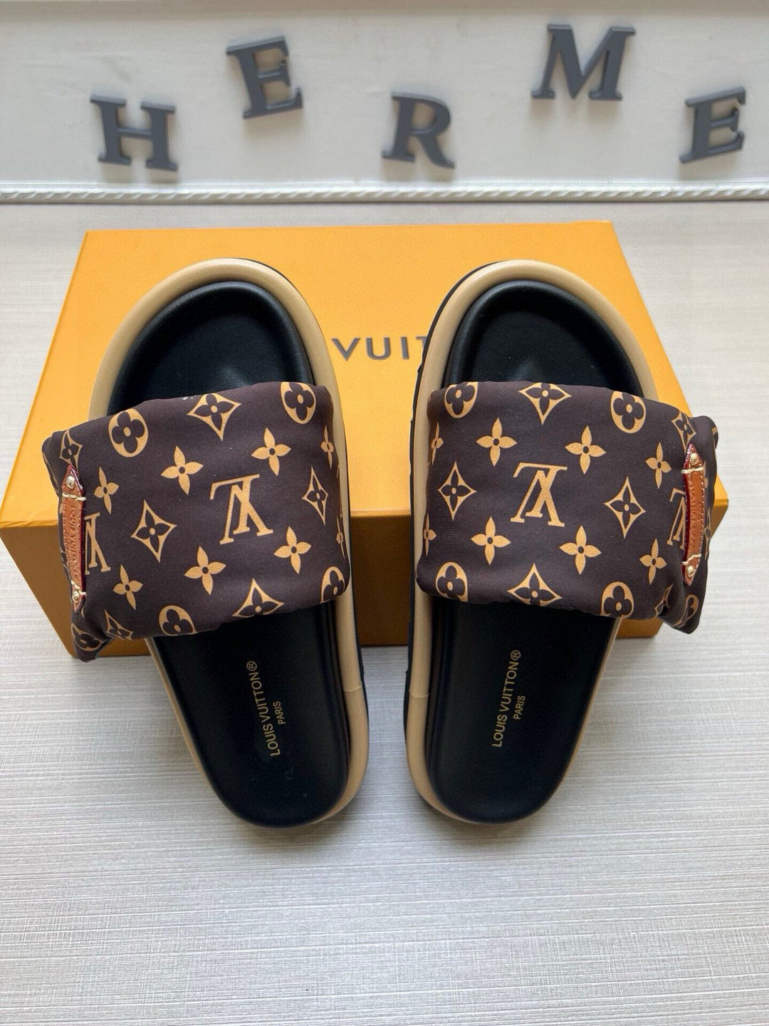 Z5QE9 Popular Slippers
