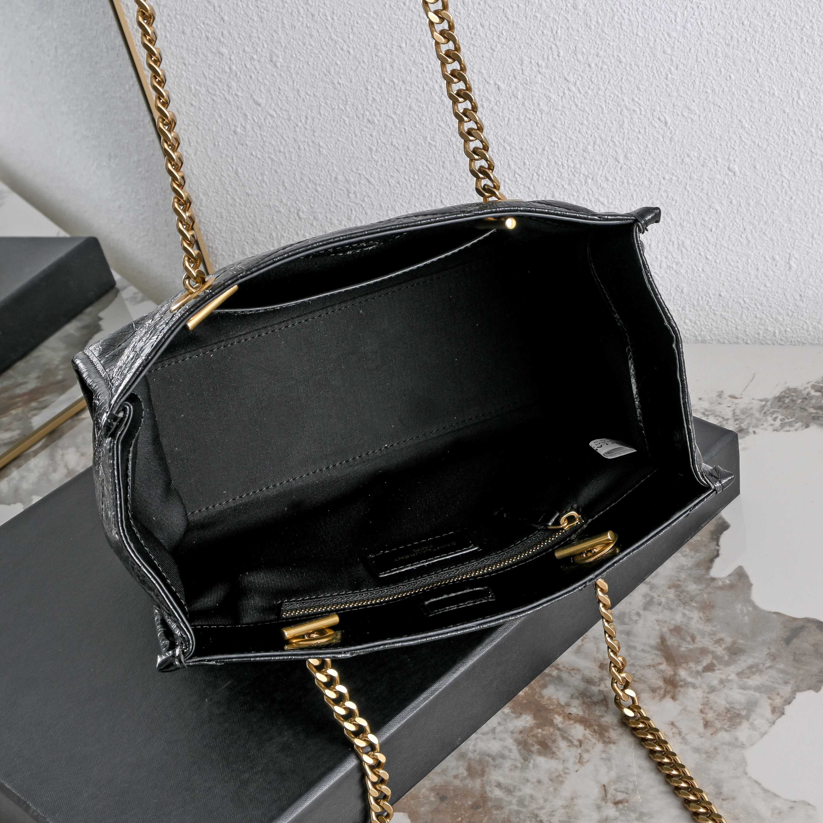 B1R76SL19 Popular leather bag