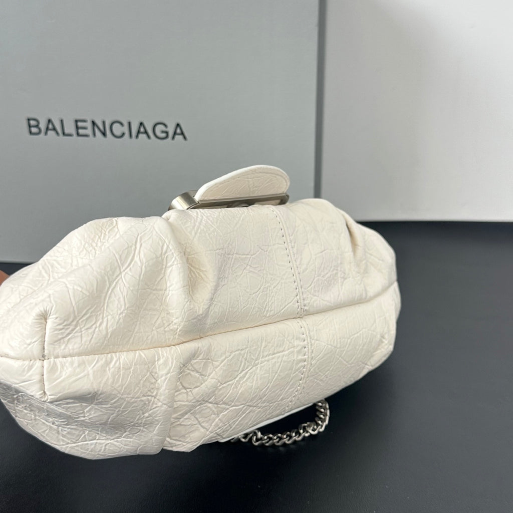 B1P36J119 Popular leather bag