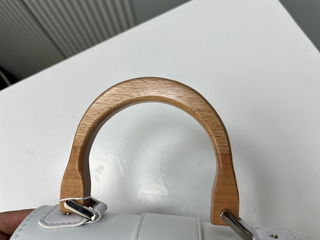 B1N86A10 Popular leather bag