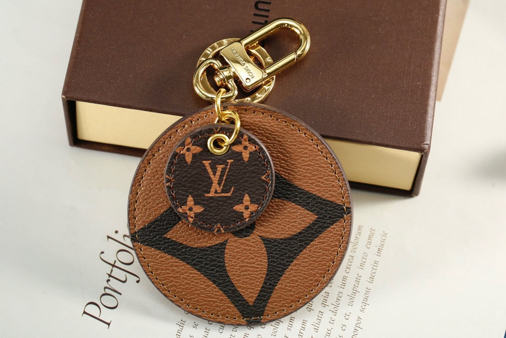 A1Q95E7 Popular bag 's charms accessories