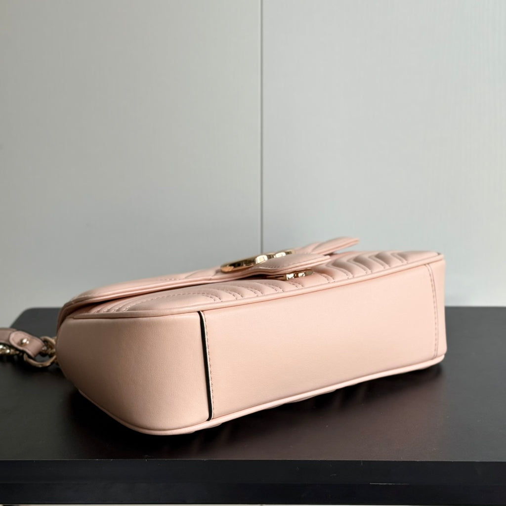 B1P36B69 Popular leather bag