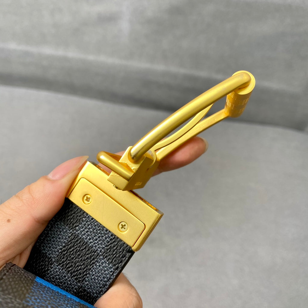 P1Q64E66 Popular  High quality belt With full package