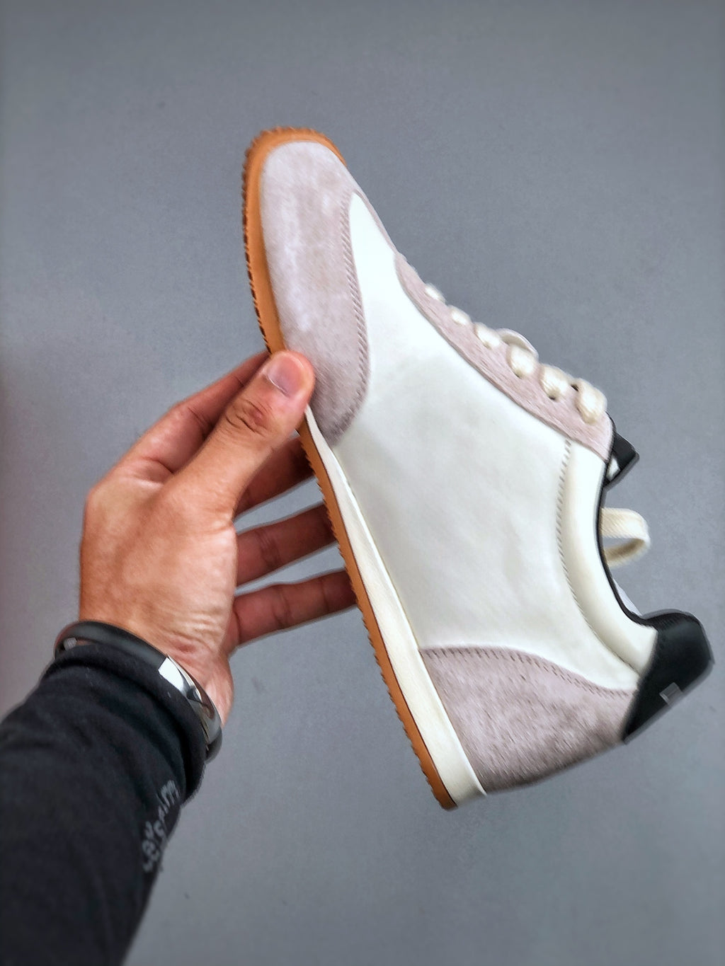 Z4Q95A82 Popular Shoes