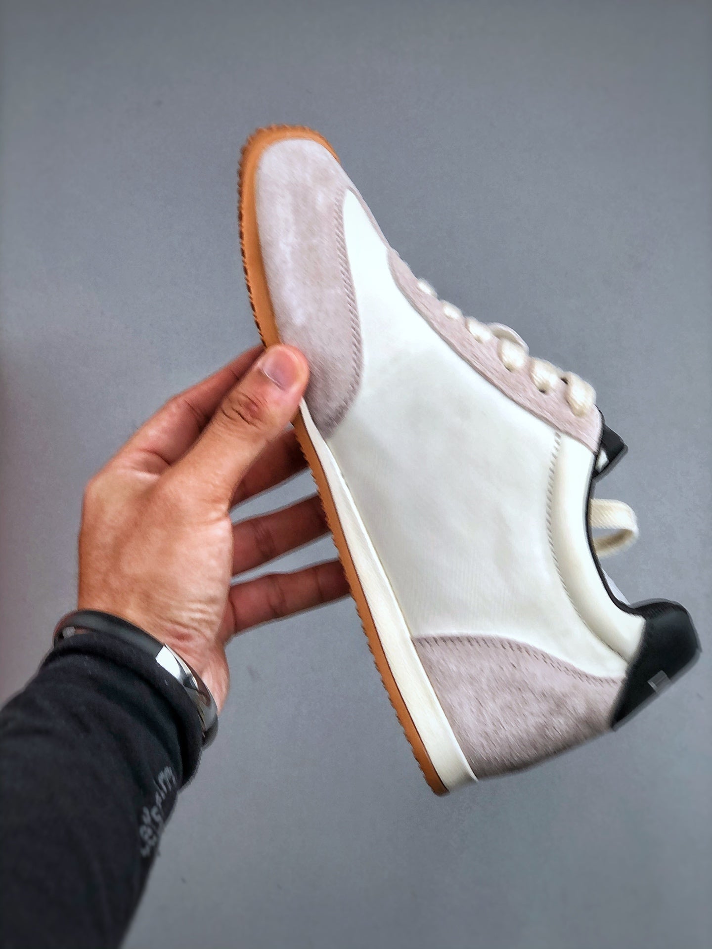 Z4Q95A82 Popular Shoes