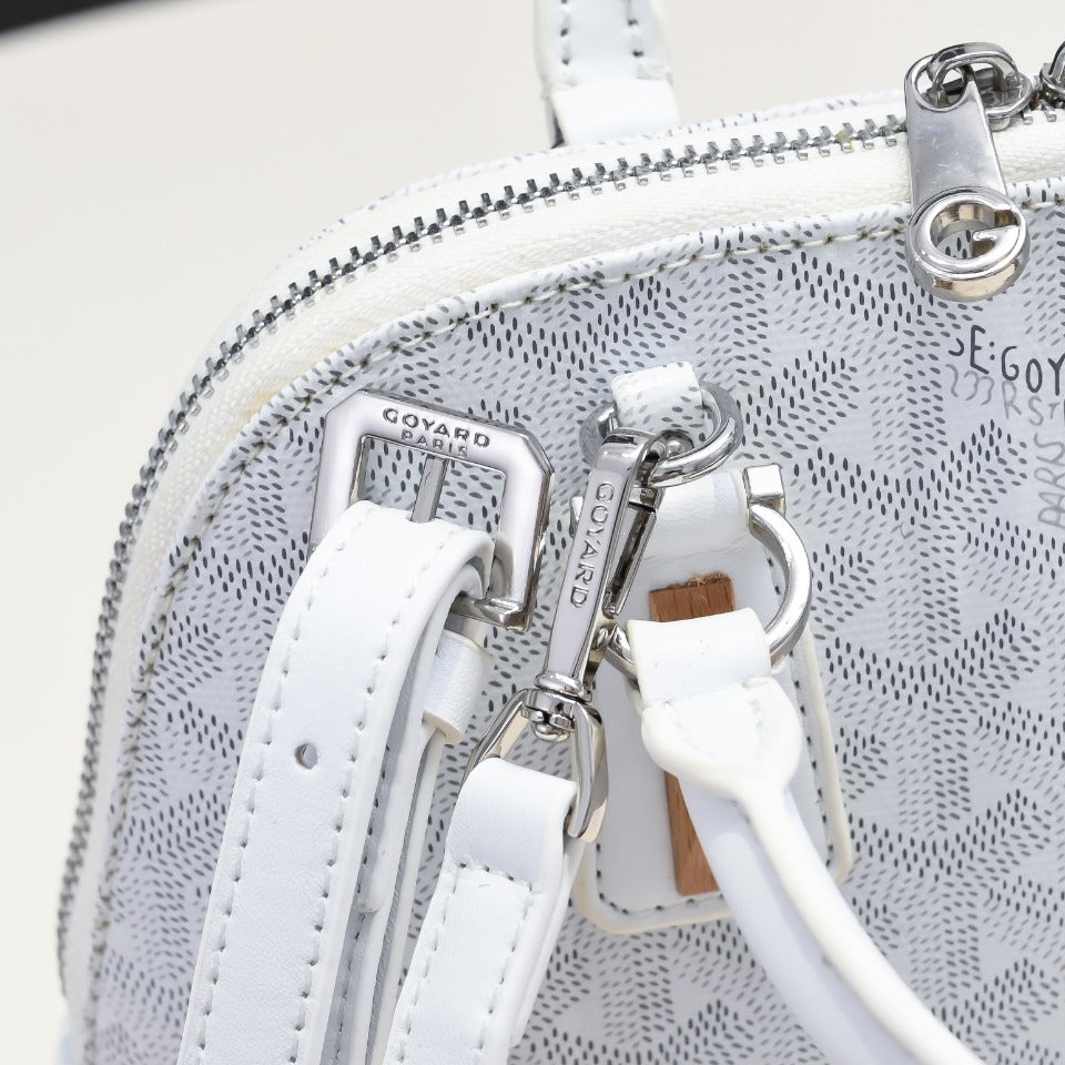 B1W35A106  Popular bag