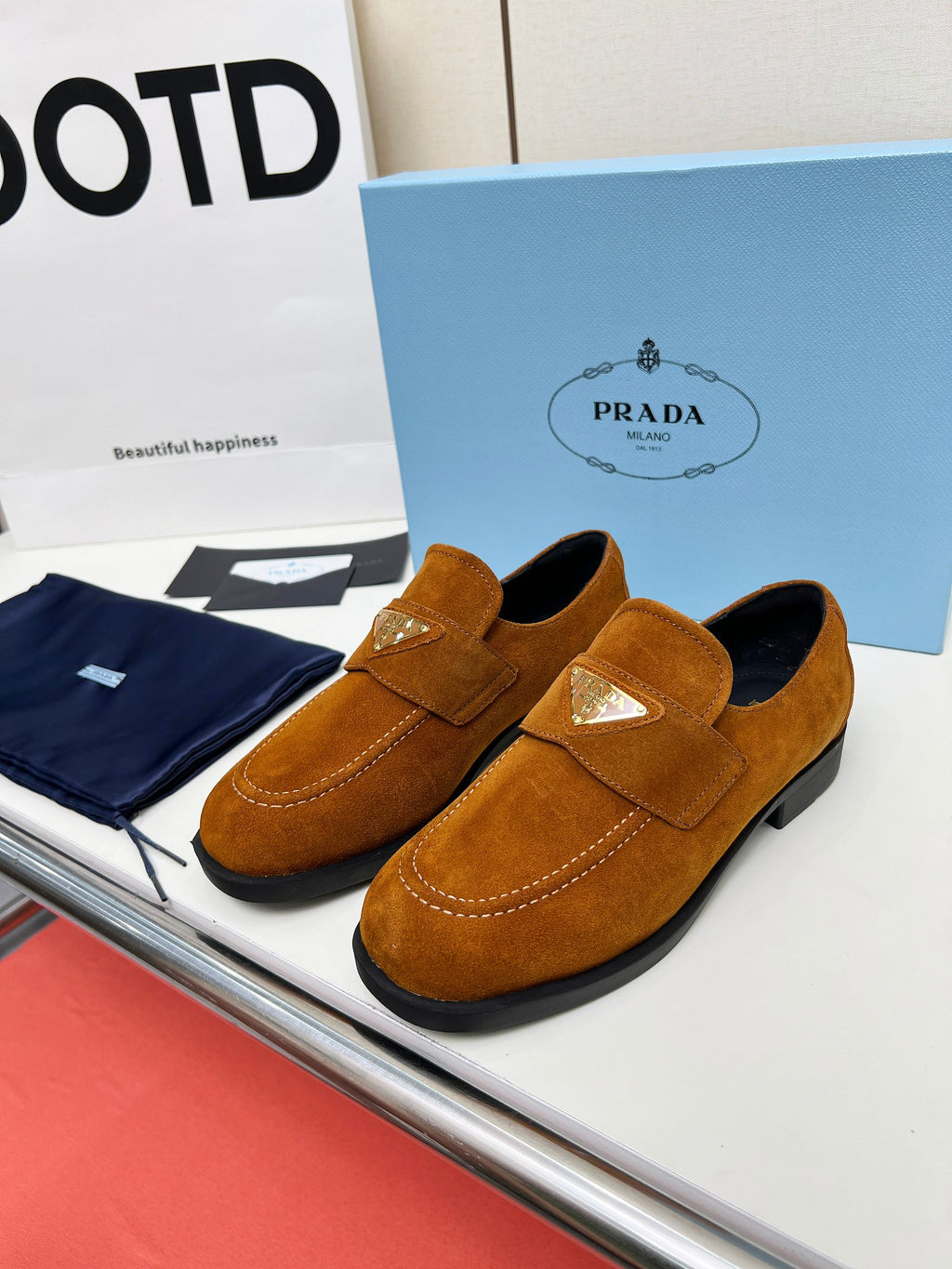 Z2Q105P408 Popular high-quality Shoes
