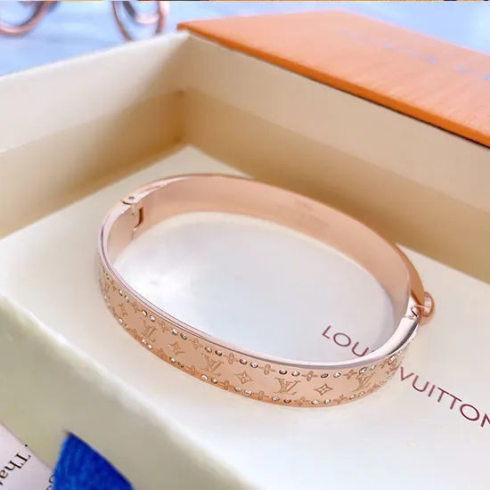 X1U90E2K  Popular Bracelets