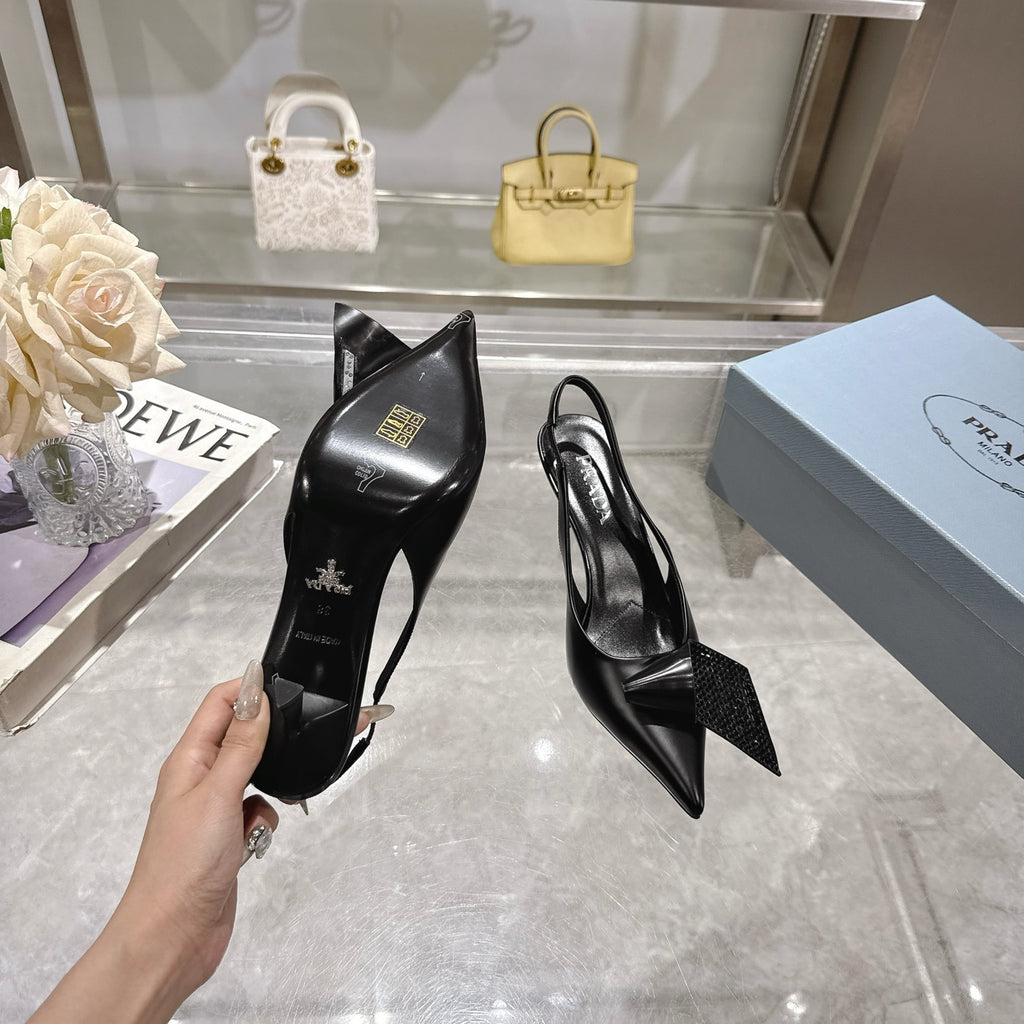 Z2Q55P41 Popular  leather High heels