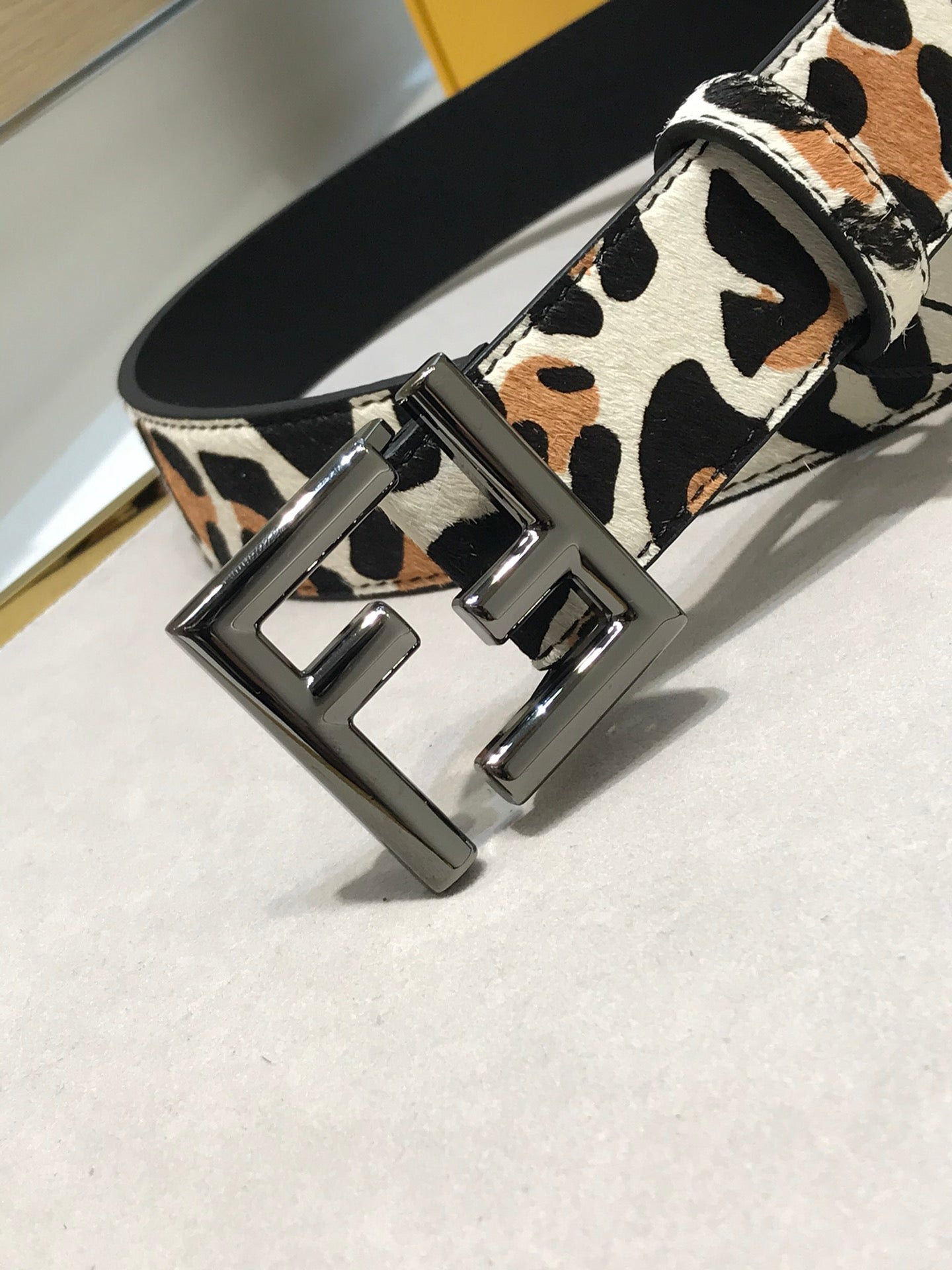 P1Q64F94 Popular   High quality belt With full package