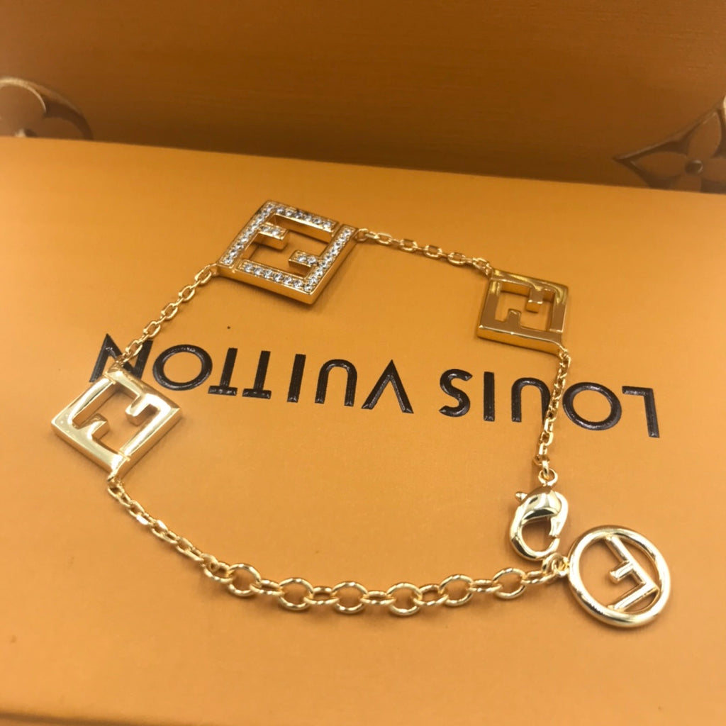 X1Z54F440K  Popular Bracelets