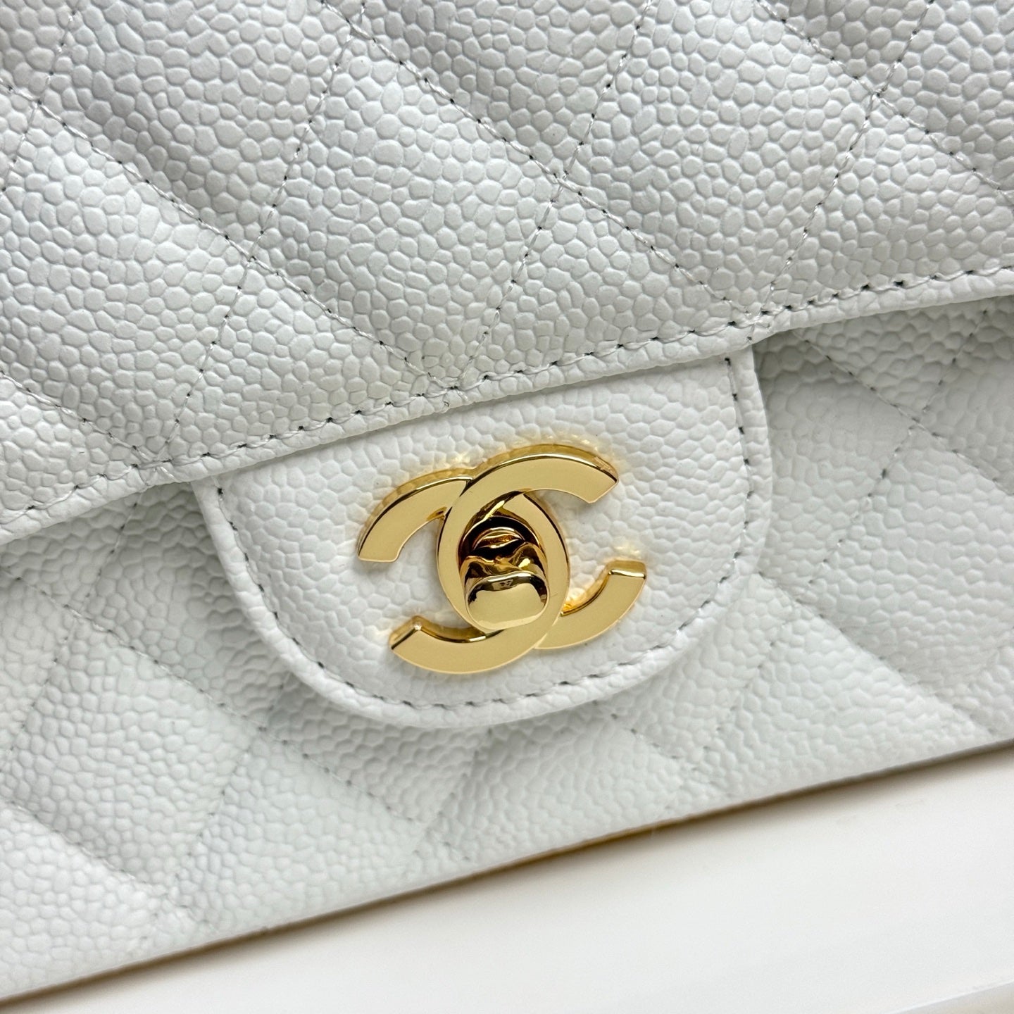 B1R76C13 Popular leather bag