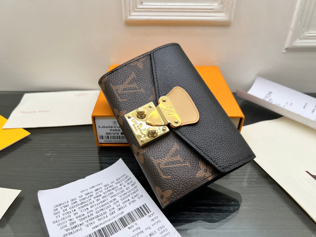 B1N55E43 Popular  leather wallets