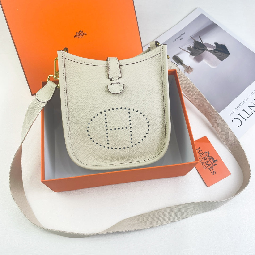 B1N46H5 Popular leather bag