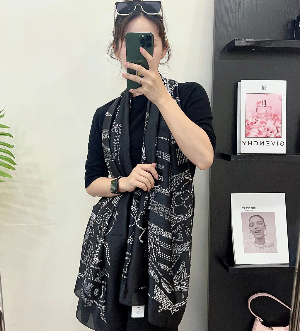 W1N55C55 Popular Silk Scarve