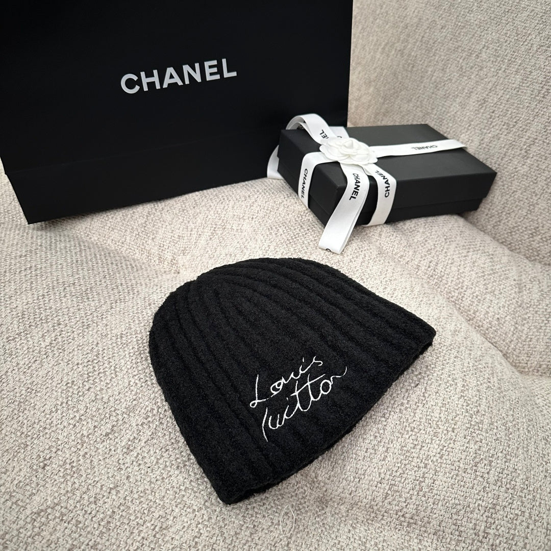 M1R86E13 Popular hats