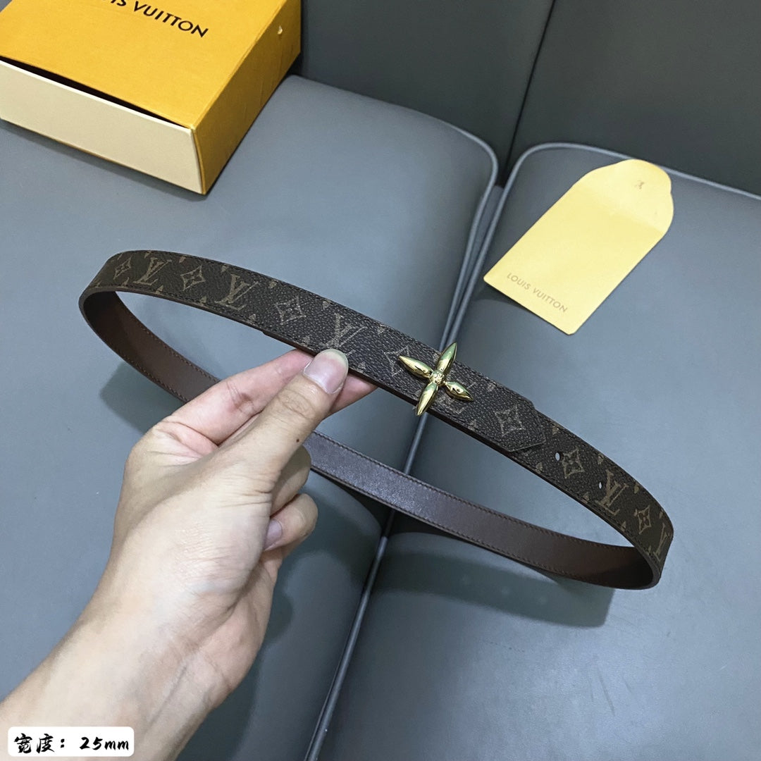 P1Q64E51 Popular  High quality belt With full package