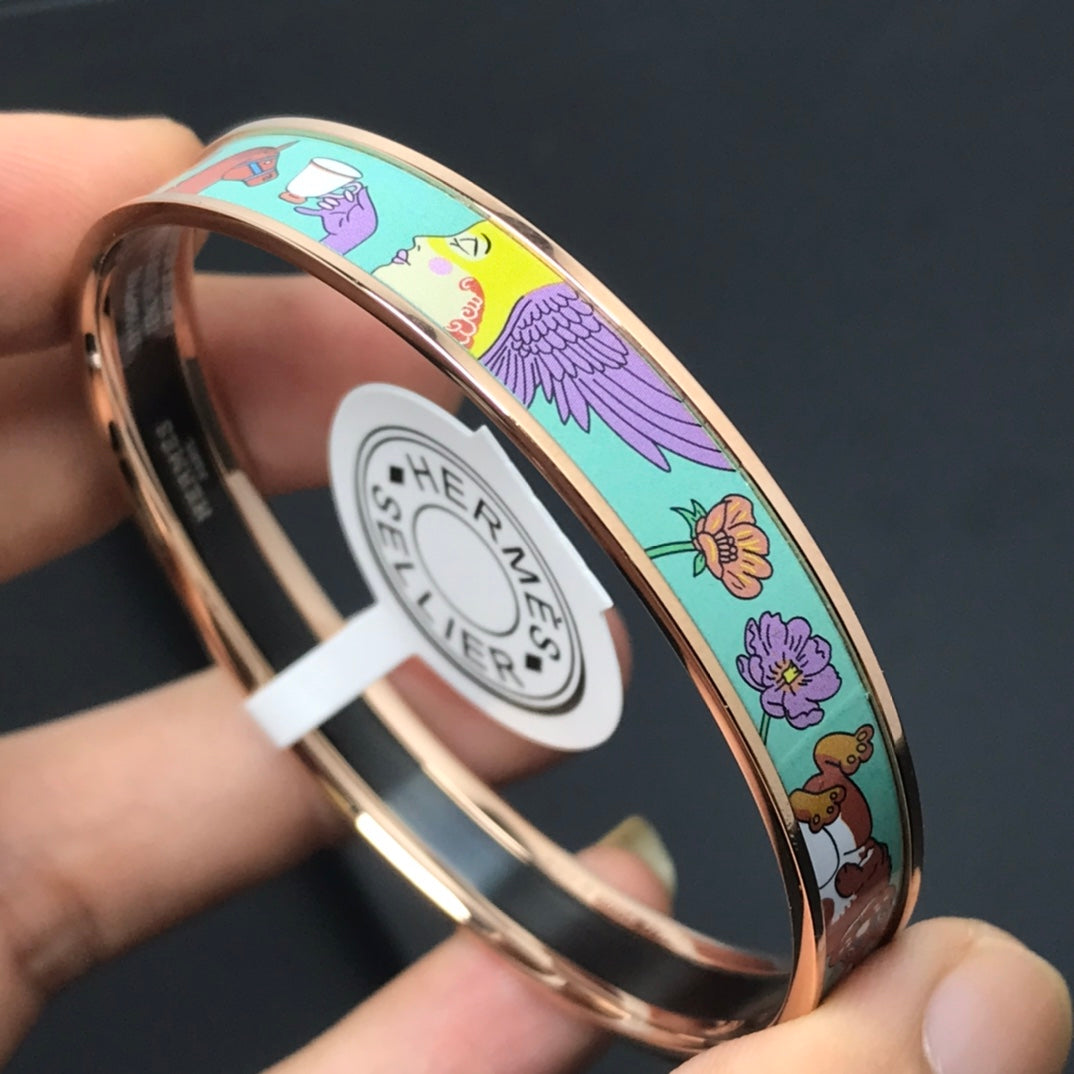 X1Q85H89K  Popular B Bracelets